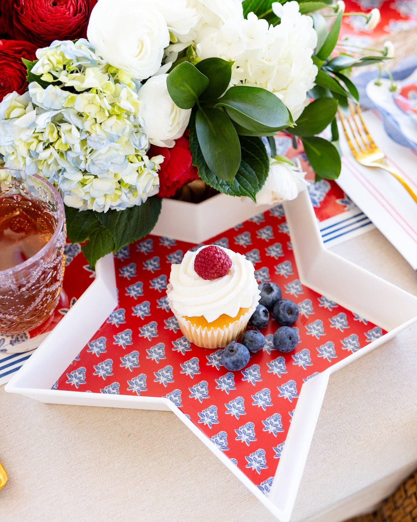 Stacking Stars Tray Set