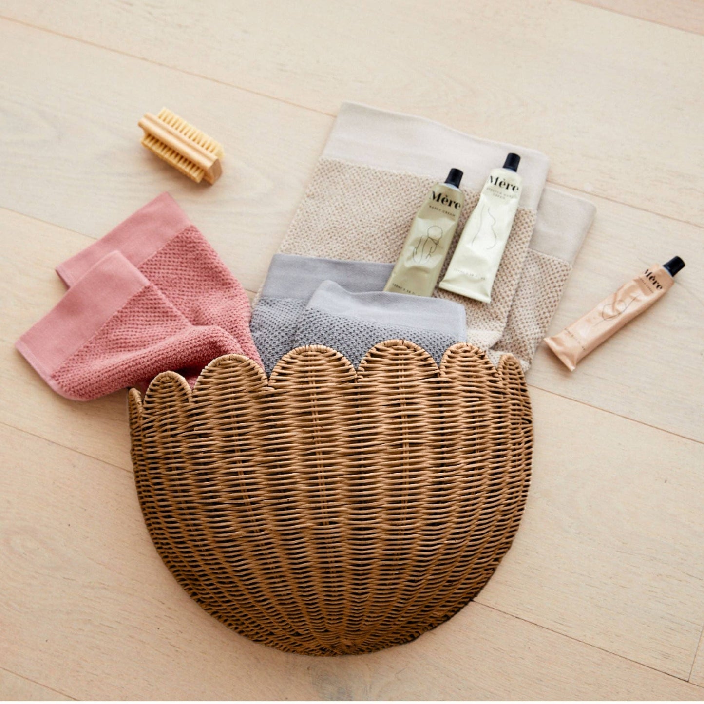 Scalloped Wall Basket