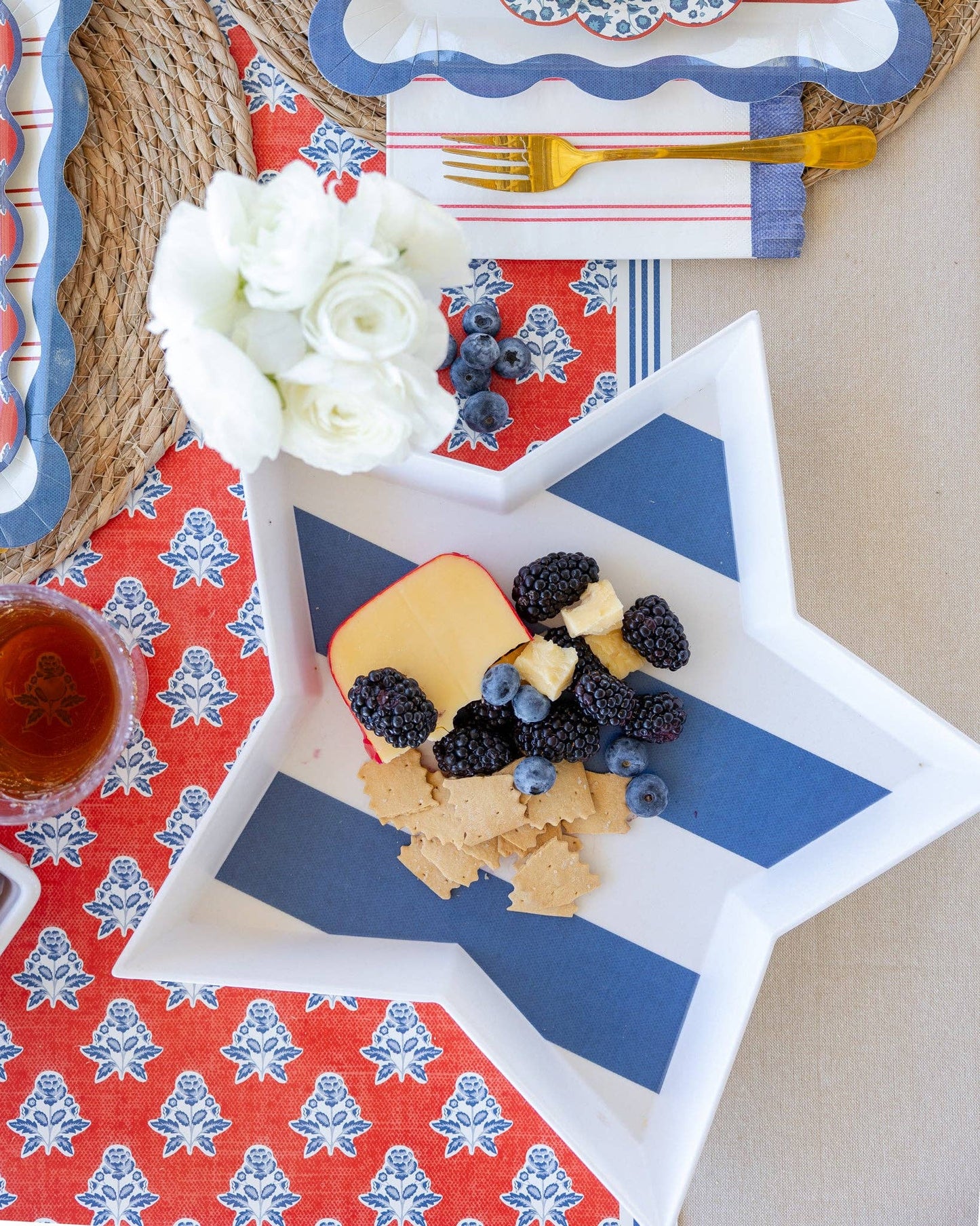Stacking Stars Tray Set