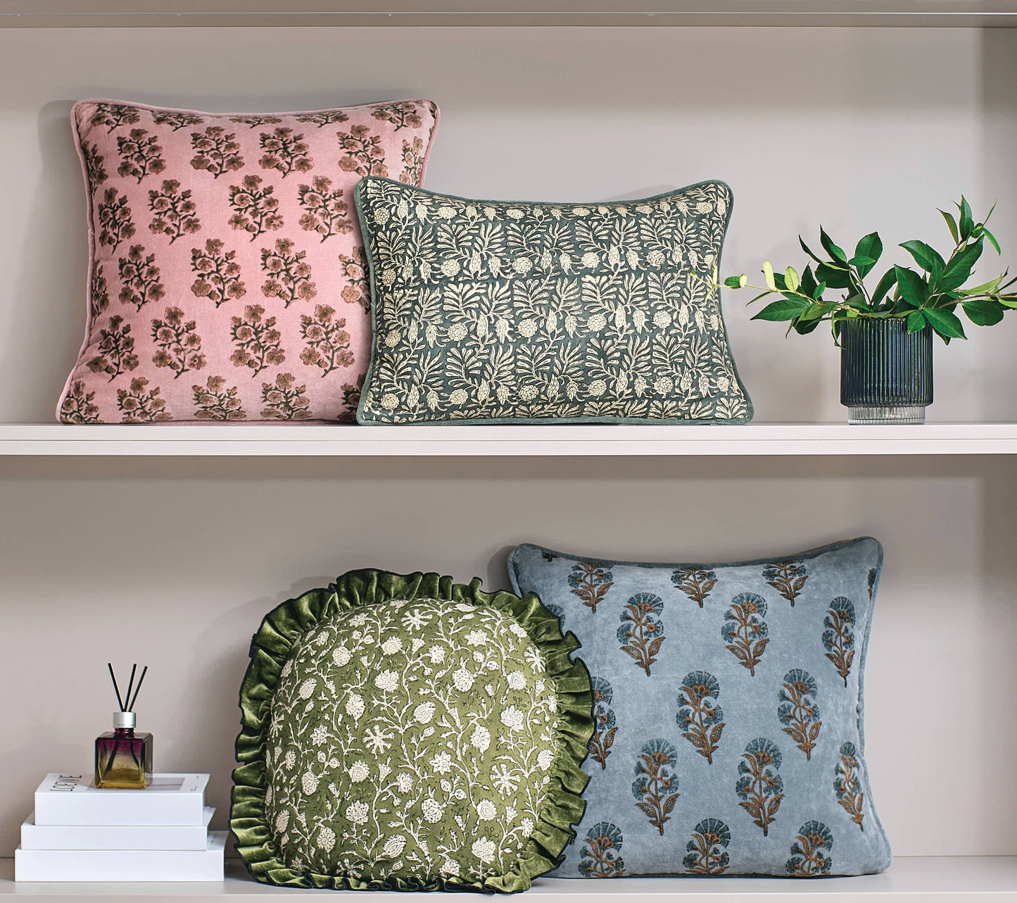 Round Ruffle Vine Pillow